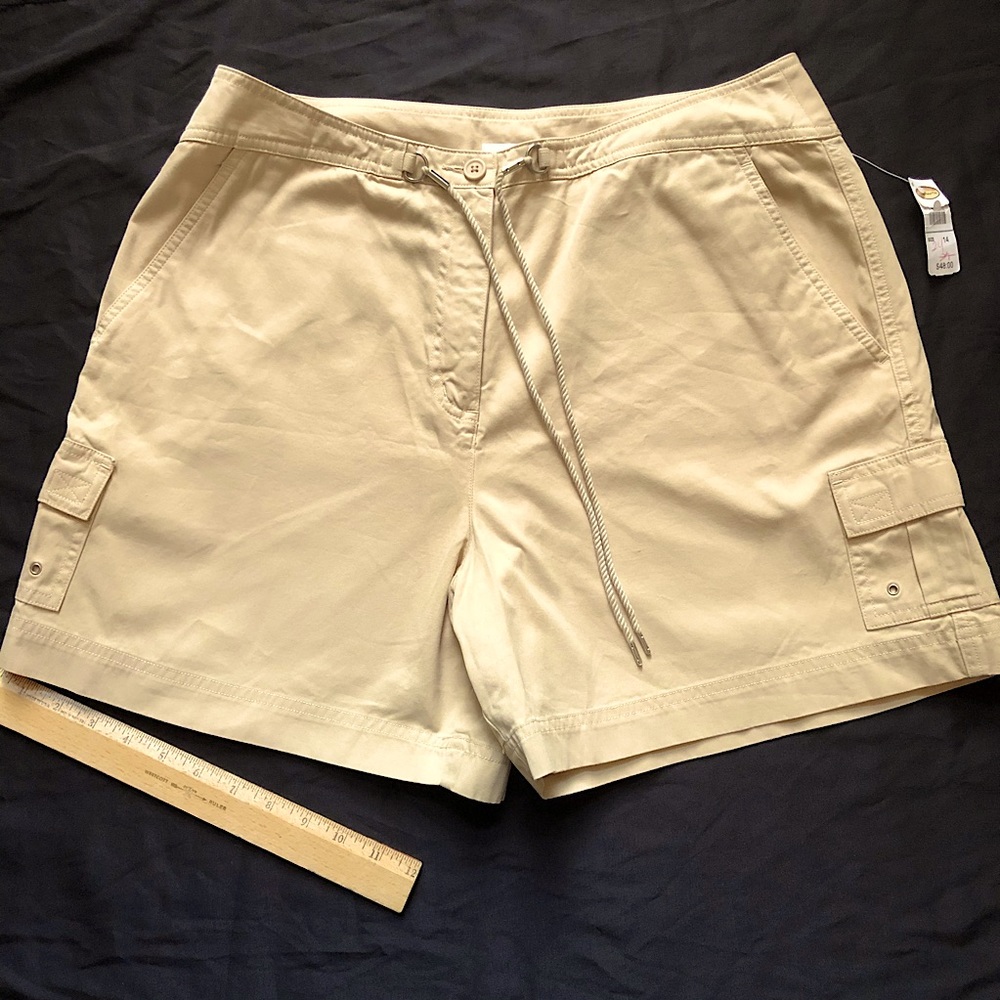 Cute Talbots Tan Shorts with 6 pocket design